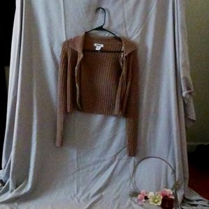 Brown airy sweater for fall, and spring